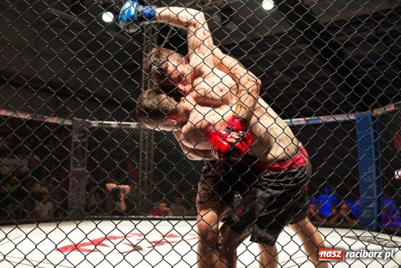 Zdjęcie w galerii na portalu naszraciborz.pl: Raciborzanie wygrali swoje walki na gali MMA w Bohuminie FOTO i WIDEO wiadomości z regionu