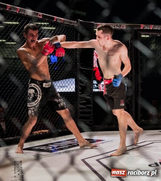 Zdjęcie w galerii na portalu naszraciborz.pl: Raciborzanie wygrali swoje walki na gali MMA w Bohuminie FOTO i WIDEO wiadomości z regionu