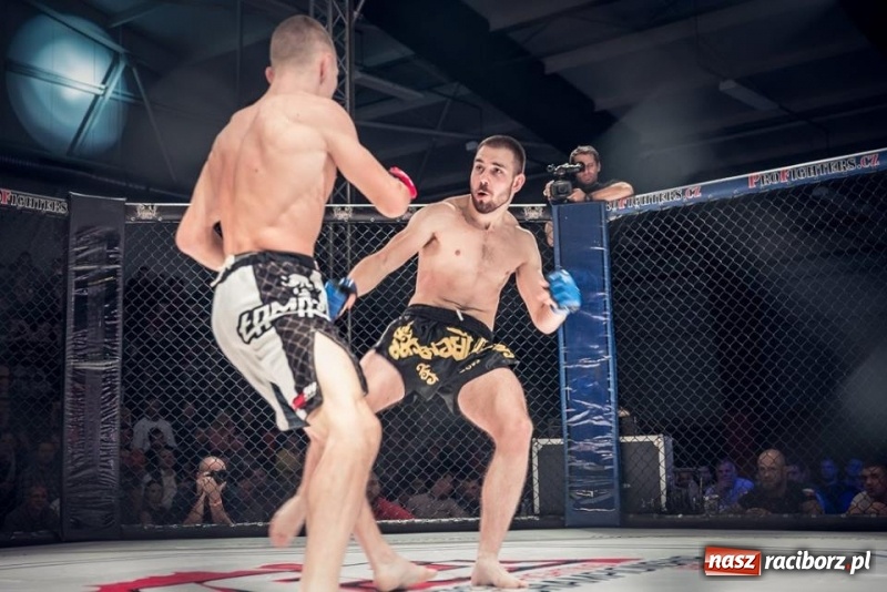 Zdjęcie w galerii na portalu naszraciborz.pl: Raciborzanie wygrali swoje walki na gali MMA w Bohuminie FOTO i WIDEO wiadomości z regionu