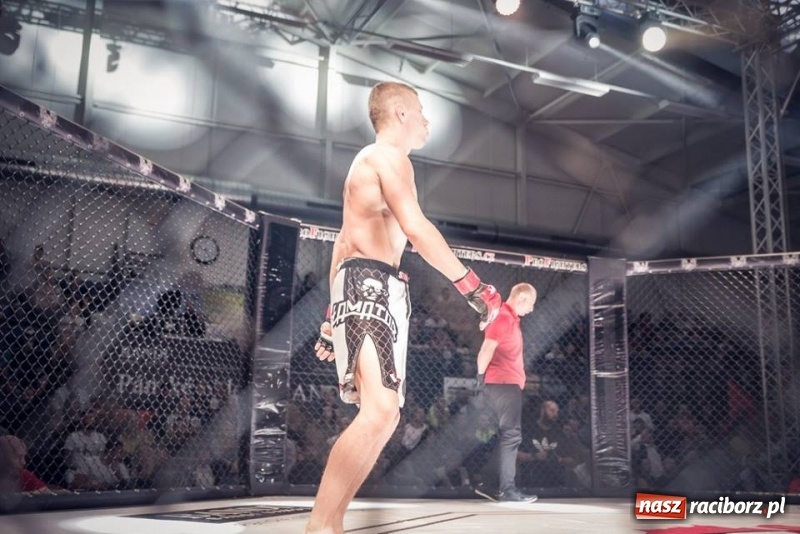 Zdjęcie w galerii na portalu naszraciborz.pl: Raciborzanie wygrali swoje walki na gali MMA w Bohuminie FOTO i WIDEO wiadomości z regionu