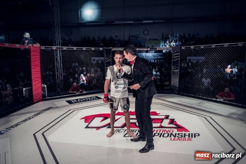 Zdjęcie w galerii na portalu naszraciborz.pl: Raciborzanie wygrali swoje walki na gali MMA w Bohuminie FOTO i WIDEO wiadomości z regionu