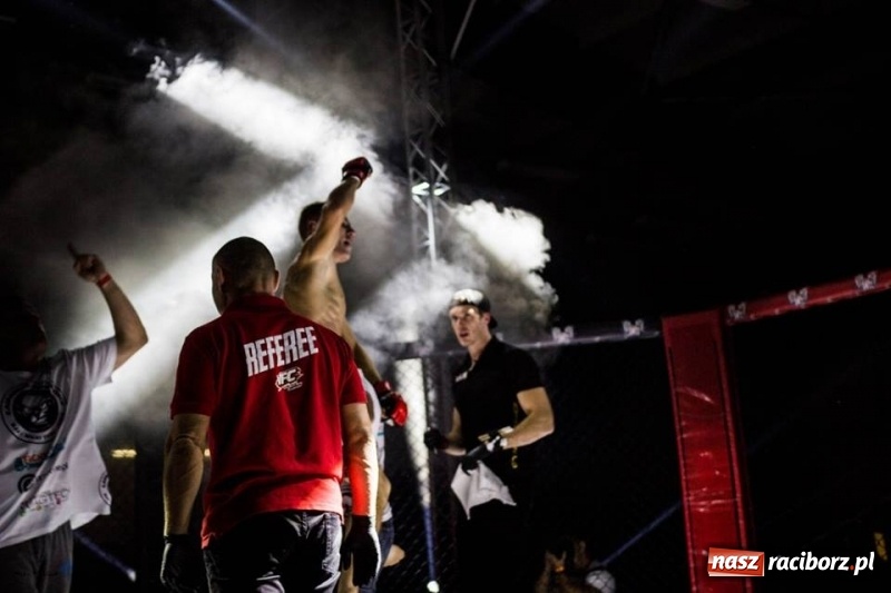 Zdjęcie w galerii na portalu naszraciborz.pl: Raciborzanie wygrali swoje walki na gali MMA w Bohuminie FOTO i WIDEO wiadomości z regionu