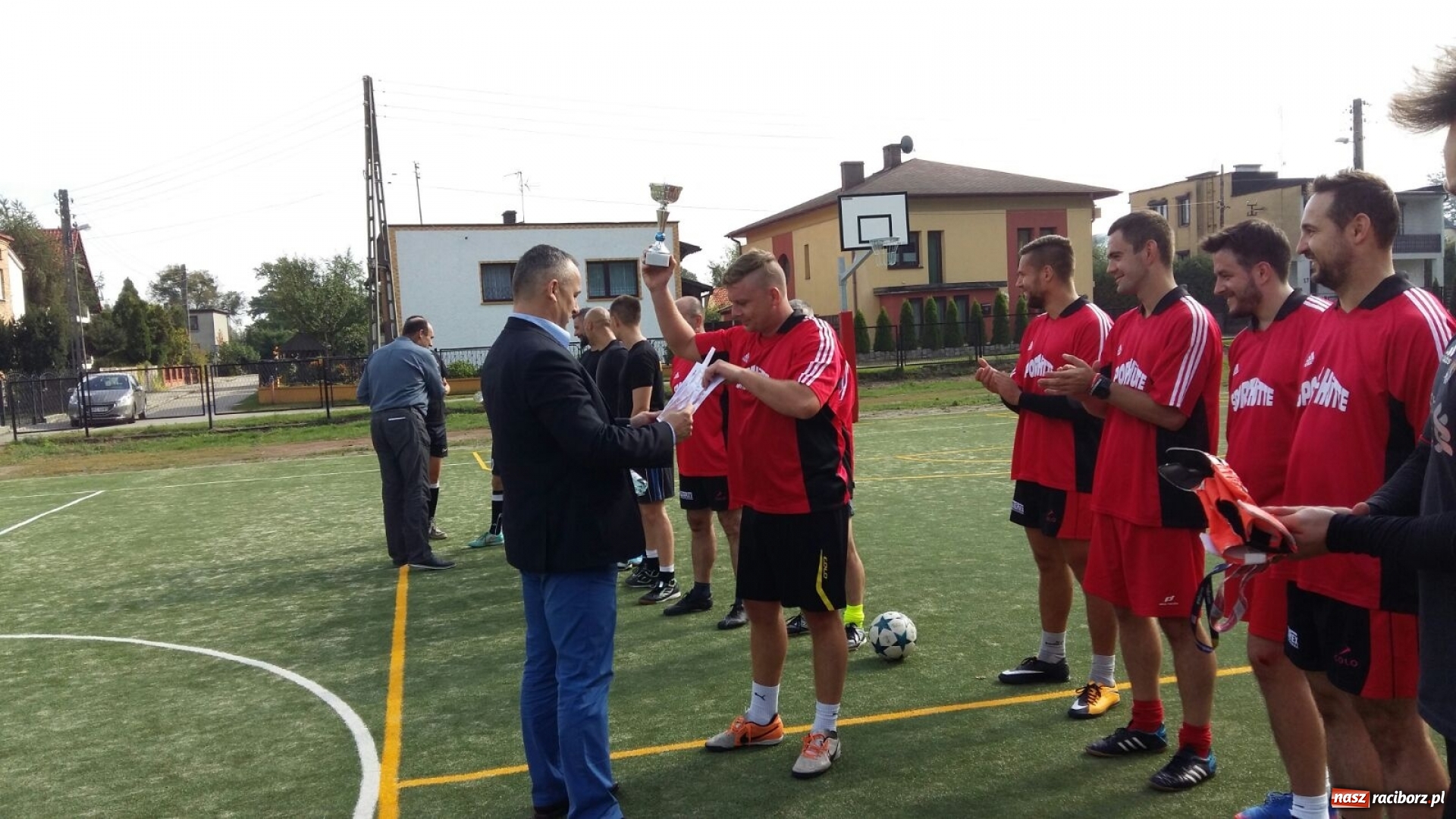 Zdjęcie w galerii na portalu naszraciborz.pl: Turniej piłki nożnej z okazji Dnia Chłopaka w Rudach wiadomości z regionu