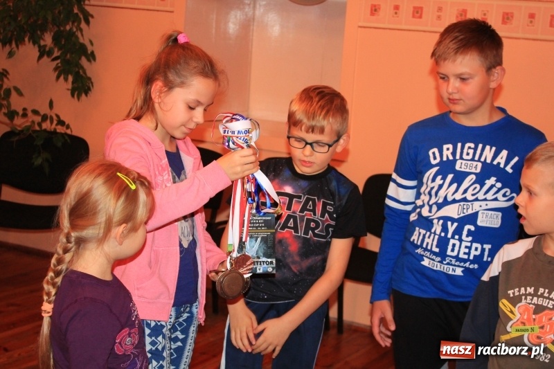 Zdjęcie w galerii na portalu naszraciborz.pl: Łamatorzy odwiedzili dzieci w Łańcach wiadomości z regionu