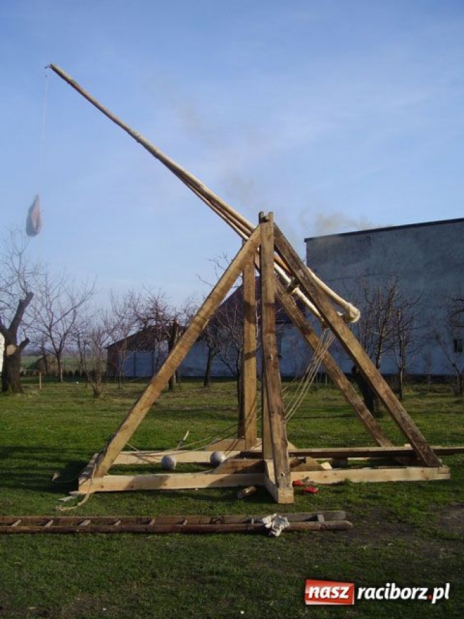 Zdjęcie w galerii na portalu naszraciborz.pl: Wehikułem czasu w średniowiecze wiadomości z regionu