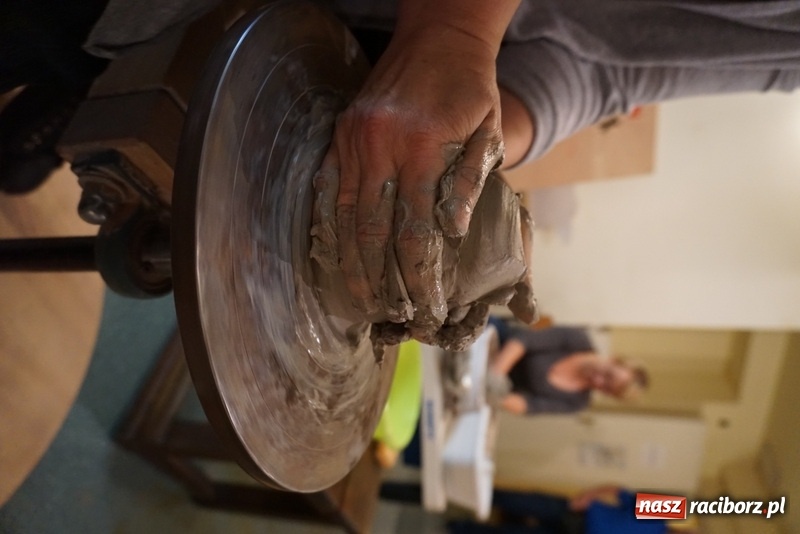 Zdjęcie w galerii na portalu naszraciborz.pl: Weekendowe spotkania rzemieślnicze w RCK  wiadomości z regionu