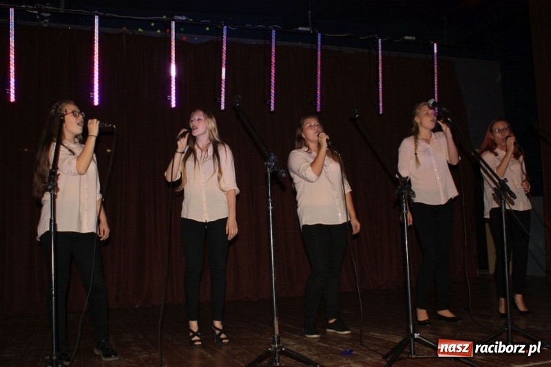 Zdjęcie w galerii na portalu naszraciborz.pl: W Krzanowicach nagrodzono kulturalników  wiadomości z regionu