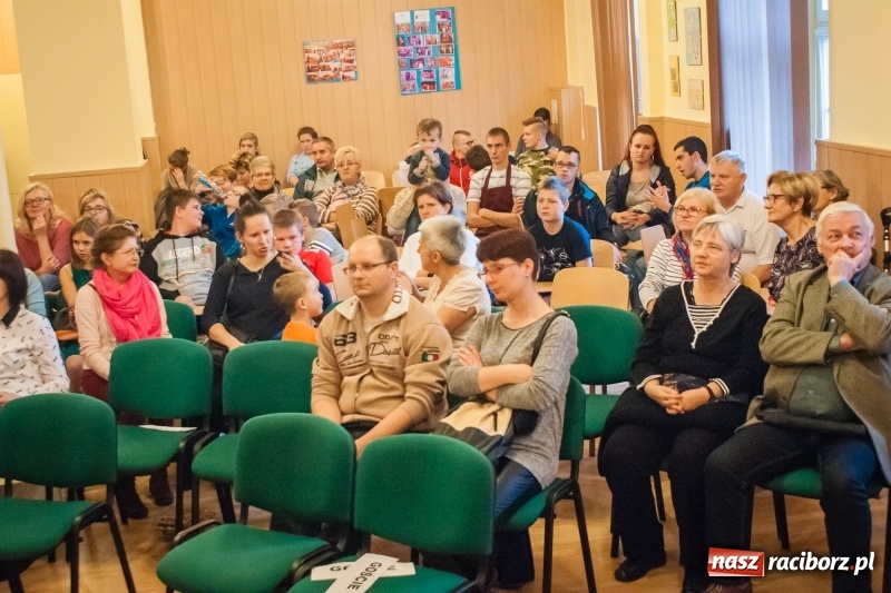 Zdjęcie w galerii na portalu naszraciborz.pl: Obchody Dnia Głuchego w Ośrodku dla Niesłyszących w Raciborzu wiadomości z regionu