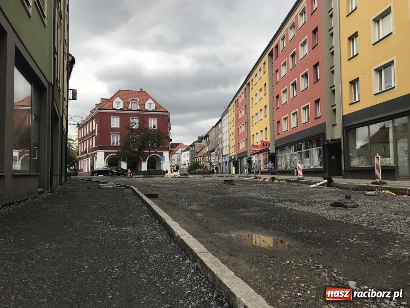 Zdjęcie w galerii na portalu naszraciborz.pl: Urząd ponagla wykonawcę remontu ulicy Długiej  wiadomości z regionu