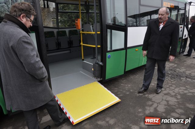 Zdjęcie w galerii na portalu naszraciborz.pl: SOR-y przyjechały już do Raciborza wiadomości z regionu