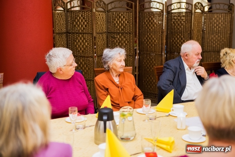Zdjęcie w galerii na portalu naszraciborz.pl: Dzień Seniora w restauracji Raciborska wiadomości z regionu