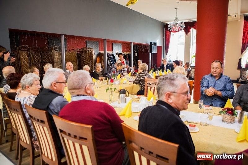 Zdjęcie w galerii na portalu naszraciborz.pl: Dzień Seniora w restauracji Raciborska wiadomości z regionu