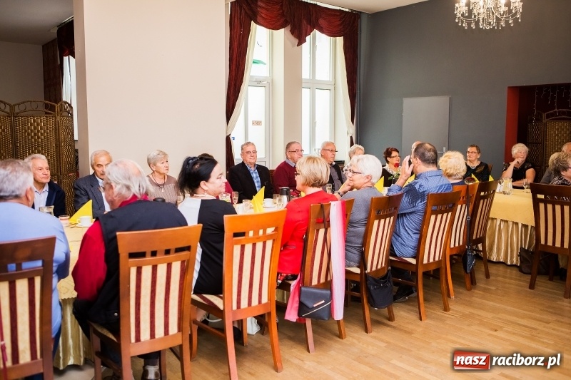 Zdjęcie w galerii na portalu naszraciborz.pl: Dzień Seniora w restauracji Raciborska wiadomości z regionu