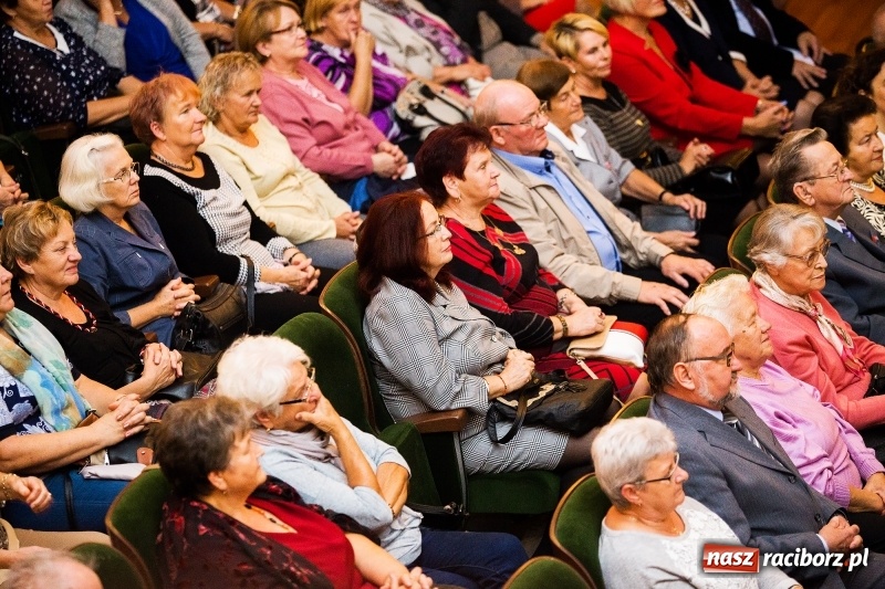 Zdjęcie w galerii na portalu naszraciborz.pl: Seniorzy z raciborskiego oddziału PZERiI świętowali 60-lecie działalności wiadomości z regionu