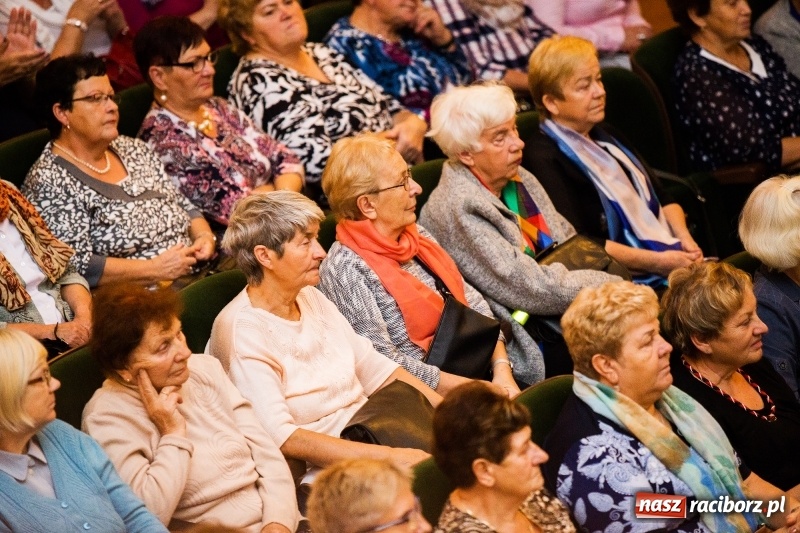Zdjęcie w galerii na portalu naszraciborz.pl: Seniorzy z raciborskiego oddziału PZERiI świętowali 60-lecie działalności wiadomości z regionu