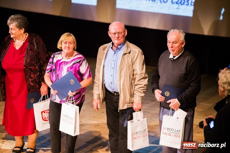 Zdjęcie w galerii na portalu naszraciborz.pl: Seniorzy z raciborskiego oddziału PZERiI świętowali 60-lecie działalności wiadomości z regionu