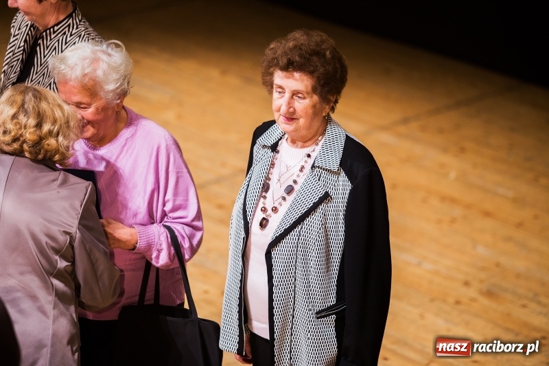 Zdjęcie w galerii na portalu naszraciborz.pl: Seniorzy z raciborskiego oddziału PZERiI świętowali 60-lecie działalności wiadomości z regionu