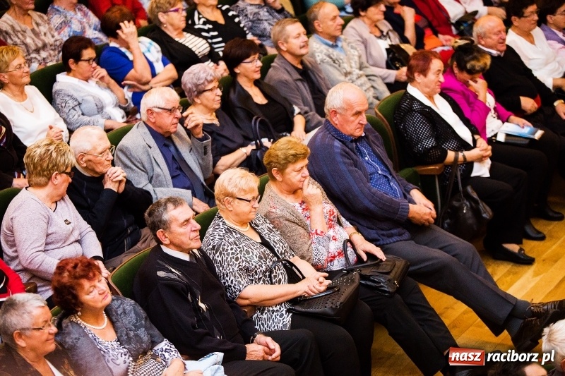 Zdjęcie w galerii na portalu naszraciborz.pl: Seniorzy z raciborskiego oddziału PZERiI świętowali 60-lecie działalności wiadomości z regionu