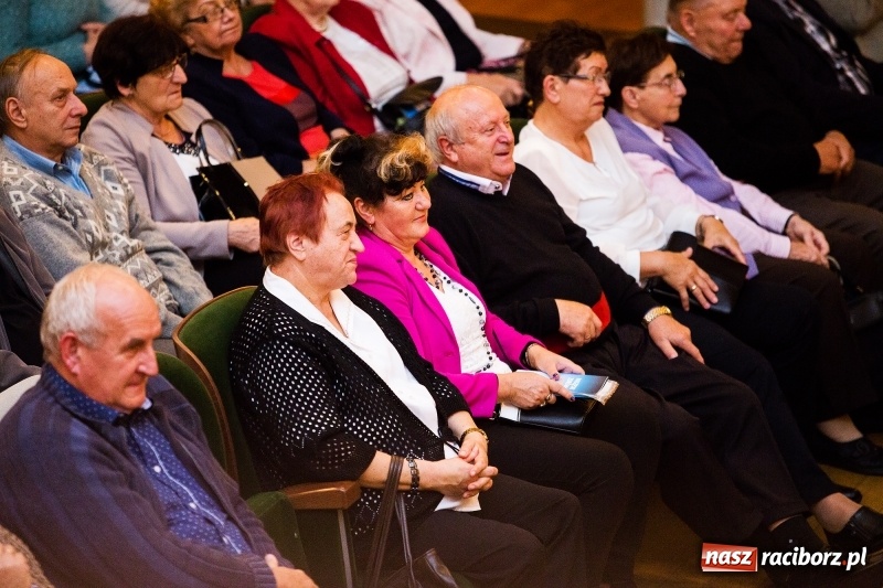 Zdjęcie w galerii na portalu naszraciborz.pl: Seniorzy z raciborskiego oddziału PZERiI świętowali 60-lecie działalności wiadomości z regionu