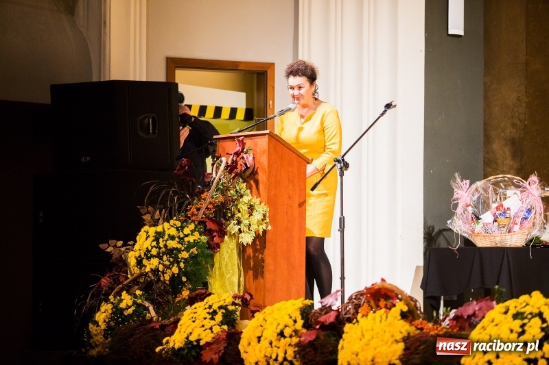 Zdjęcie w galerii na portalu naszraciborz.pl: Seniorzy z raciborskiego oddziału PZERiI świętowali 60-lecie działalności wiadomości z regionu