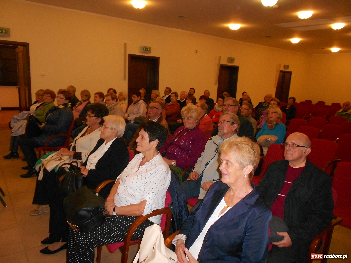 Zdjęcie w galerii na portalu naszraciborz.pl: Inauguracja roku akademickiego rudzkiego Uniwersytetu III Wieku wiadomości z regionu