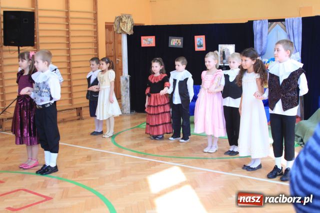 Zdjęcie w galerii na portalu naszraciborz.pl: Kopciuszek dla przedszkolaków wiadomości z regionu