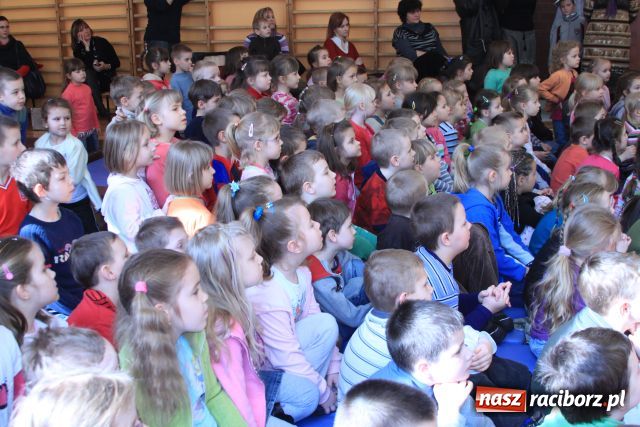Zdjęcie w galerii na portalu naszraciborz.pl: Kopciuszek dla przedszkolaków wiadomości z regionu