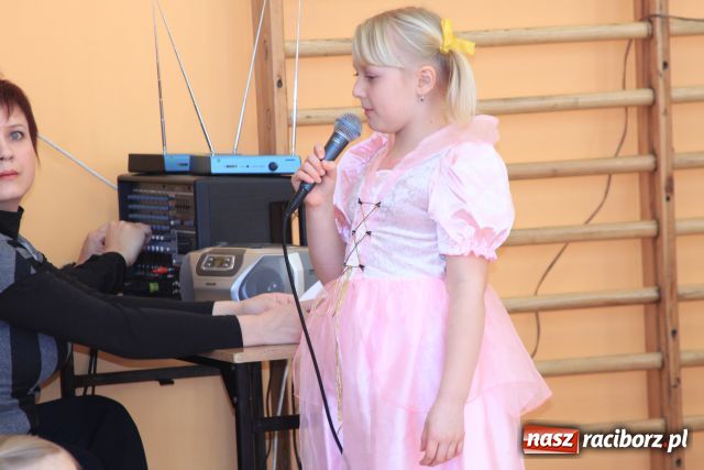 Zdjęcie w galerii na portalu naszraciborz.pl: Kopciuszek dla przedszkolaków wiadomości z regionu