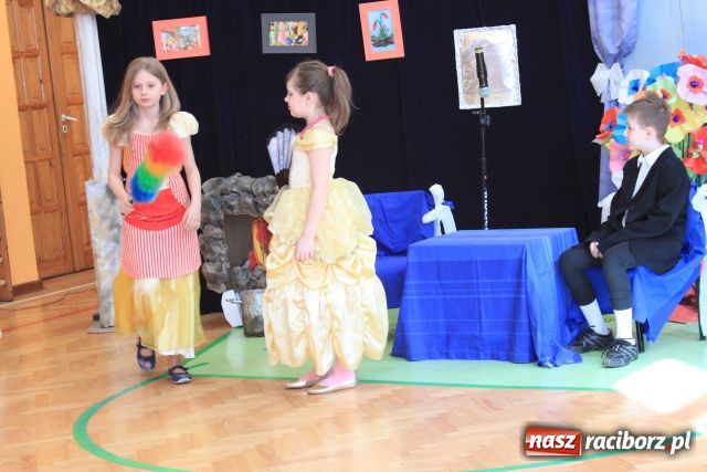 Zdjęcie w galerii na portalu naszraciborz.pl: Kopciuszek dla przedszkolaków wiadomości z regionu