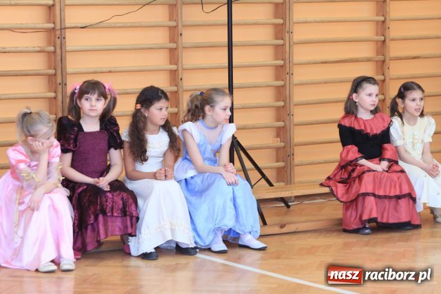 Zdjęcie w galerii na portalu naszraciborz.pl: Kopciuszek dla przedszkolaków wiadomości z regionu