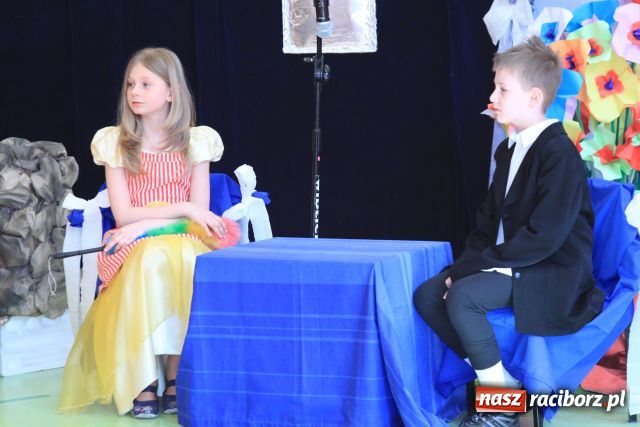 Zdjęcie w galerii na portalu naszraciborz.pl: Kopciuszek dla przedszkolaków wiadomości z regionu