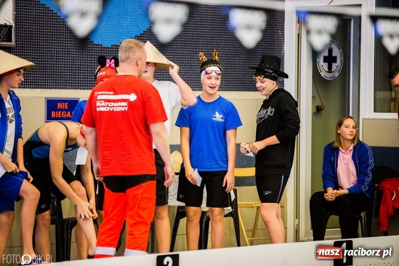 Zdjęcie w galerii na portalu naszraciborz.pl: Międzynarodowe Zawody Pływackie o Puchar Dyrektora ZSOMS wiadomości z regionu