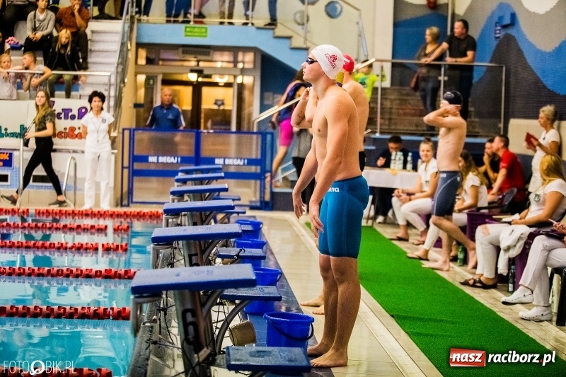 Zdjęcie w galerii na portalu naszraciborz.pl: Międzynarodowe Zawody Pływackie o Puchar Dyrektora ZSOMS wiadomości z regionu
