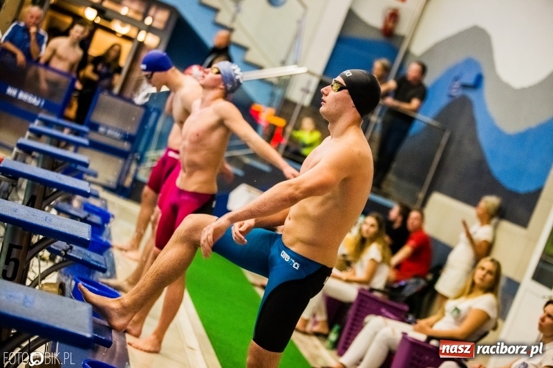 Zdjęcie w galerii na portalu naszraciborz.pl: Międzynarodowe Zawody Pływackie o Puchar Dyrektora ZSOMS wiadomości z regionu