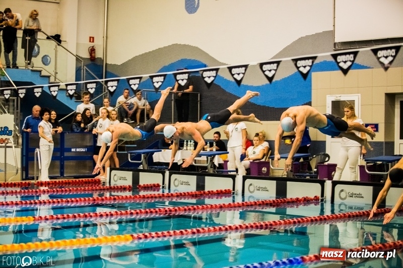 Zdjęcie w galerii na portalu naszraciborz.pl: Międzynarodowe Zawody Pływackie o Puchar Dyrektora ZSOMS wiadomości z regionu