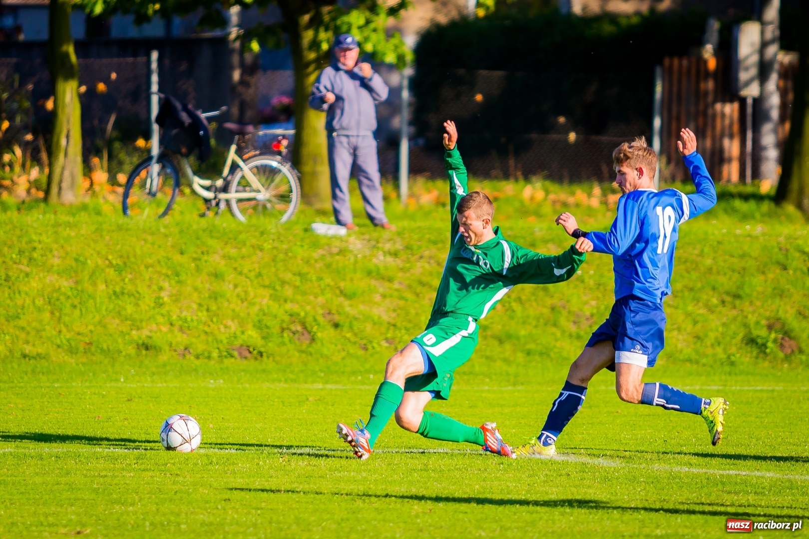 Zdjęcie w galerii na portalu naszraciborz.pl: Rafako Racibórz i Gwiazda Skrzyszów podzielili się punktami wiadomości z regionu