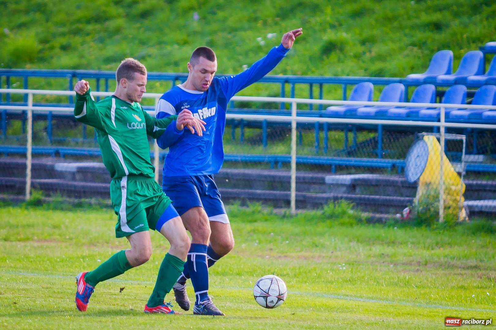 Zdjęcie w galerii na portalu naszraciborz.pl: Rafako Racibórz i Gwiazda Skrzyszów podzielili się punktami wiadomości z regionu