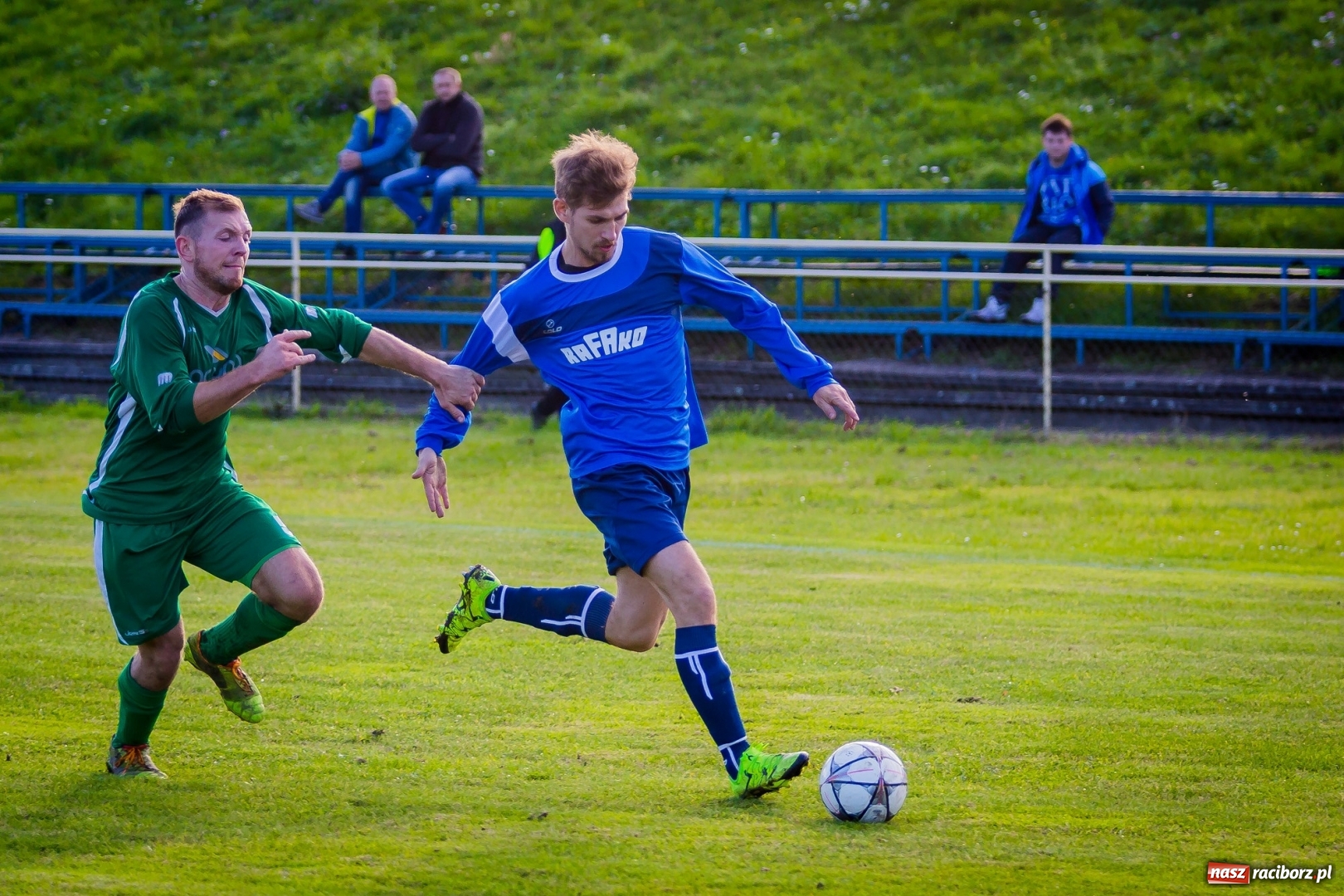 Zdjęcie w galerii na portalu naszraciborz.pl: Rafako Racibórz i Gwiazda Skrzyszów podzielili się punktami wiadomości z regionu