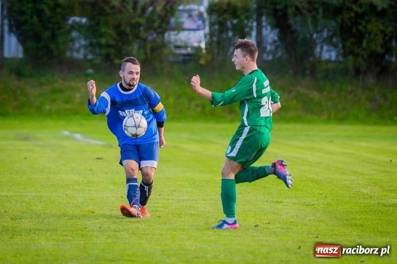 Zdjęcie w galerii na portalu naszraciborz.pl: Rafako Racibórz i Gwiazda Skrzyszów podzielili się punktami wiadomości z regionu