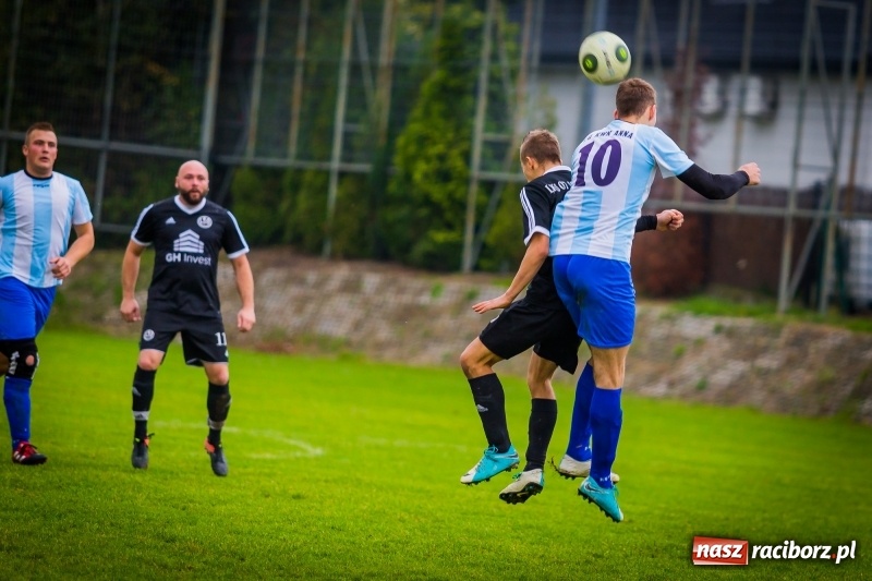 Zdjęcie w galerii na portalu naszraciborz.pl: Niespodziewana wygrana Naprzodu Krzyżkowice w Markowicach wiadomości z regionu