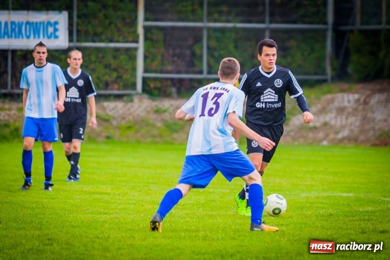 Zdjęcie w galerii na portalu naszraciborz.pl: Niespodziewana wygrana Naprzodu Krzyżkowice w Markowicach wiadomości z regionu