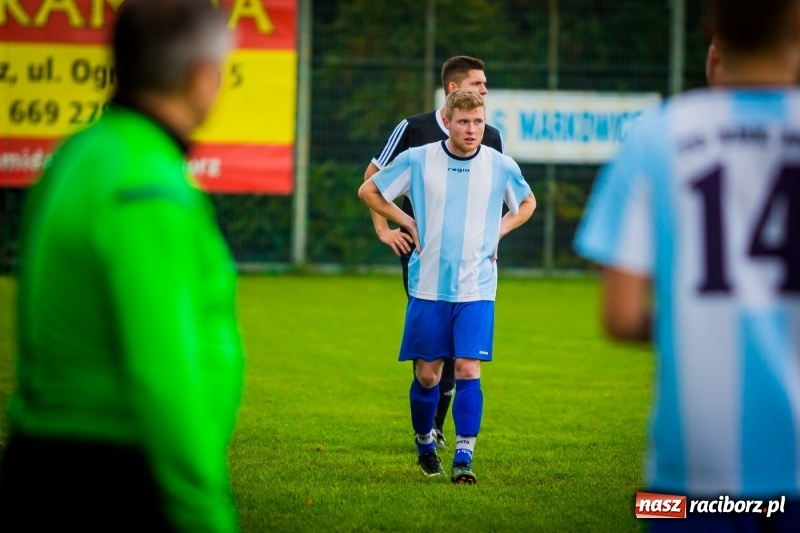 Zdjęcie w galerii na portalu naszraciborz.pl: Niespodziewana wygrana Naprzodu Krzyżkowice w Markowicach wiadomości z regionu