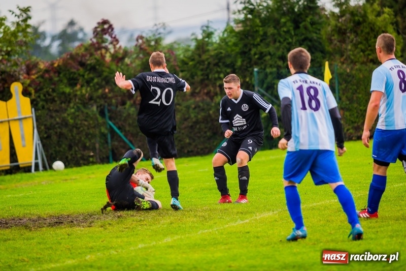 Zdjęcie w galerii na portalu naszraciborz.pl: Niespodziewana wygrana Naprzodu Krzyżkowice w Markowicach wiadomości z regionu