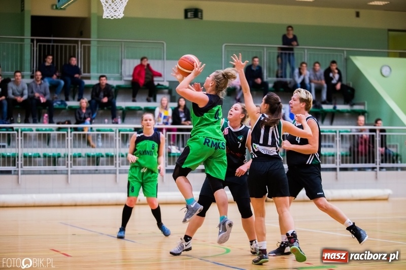 Zdjęcie w galerii na portalu naszraciborz.pl: Historyczny mecz za nami. Koszykarki RKK AZS Racibórz po raz pierwszy powalczyły o punkty wiadomości z regionu