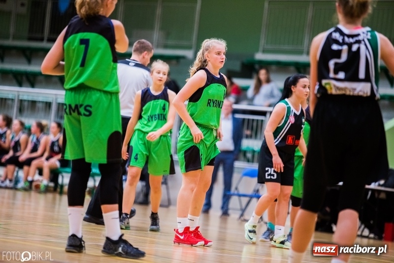 Zdjęcie w galerii na portalu naszraciborz.pl: Historyczny mecz za nami. Koszykarki RKK AZS Racibórz po raz pierwszy powalczyły o punkty wiadomości z regionu