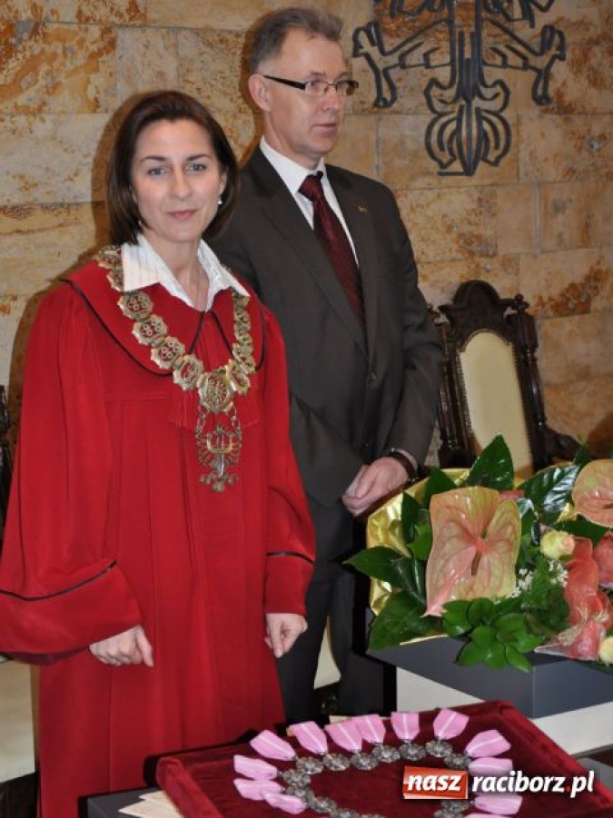 Zdjęcie w galerii na portalu naszraciborz.pl: Życzenia wyśpiewały im przedszkolaki wiadomości z regionu