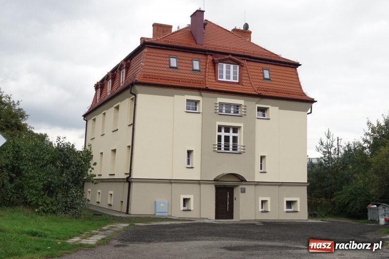 Zdjęcie w galerii na portalu naszraciborz.pl: MZB termomodernizuje swoje zasoby i eliminuje kopciuchy w walce o czyste powietrze wiadomości z regionu