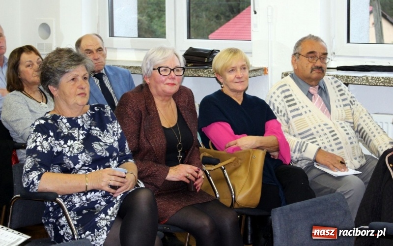 Zdjęcie w galerii na portalu naszraciborz.pl: Studenci na start! W Nędzy zainaugurowano kolejny rok akademicki wiadomości z regionu