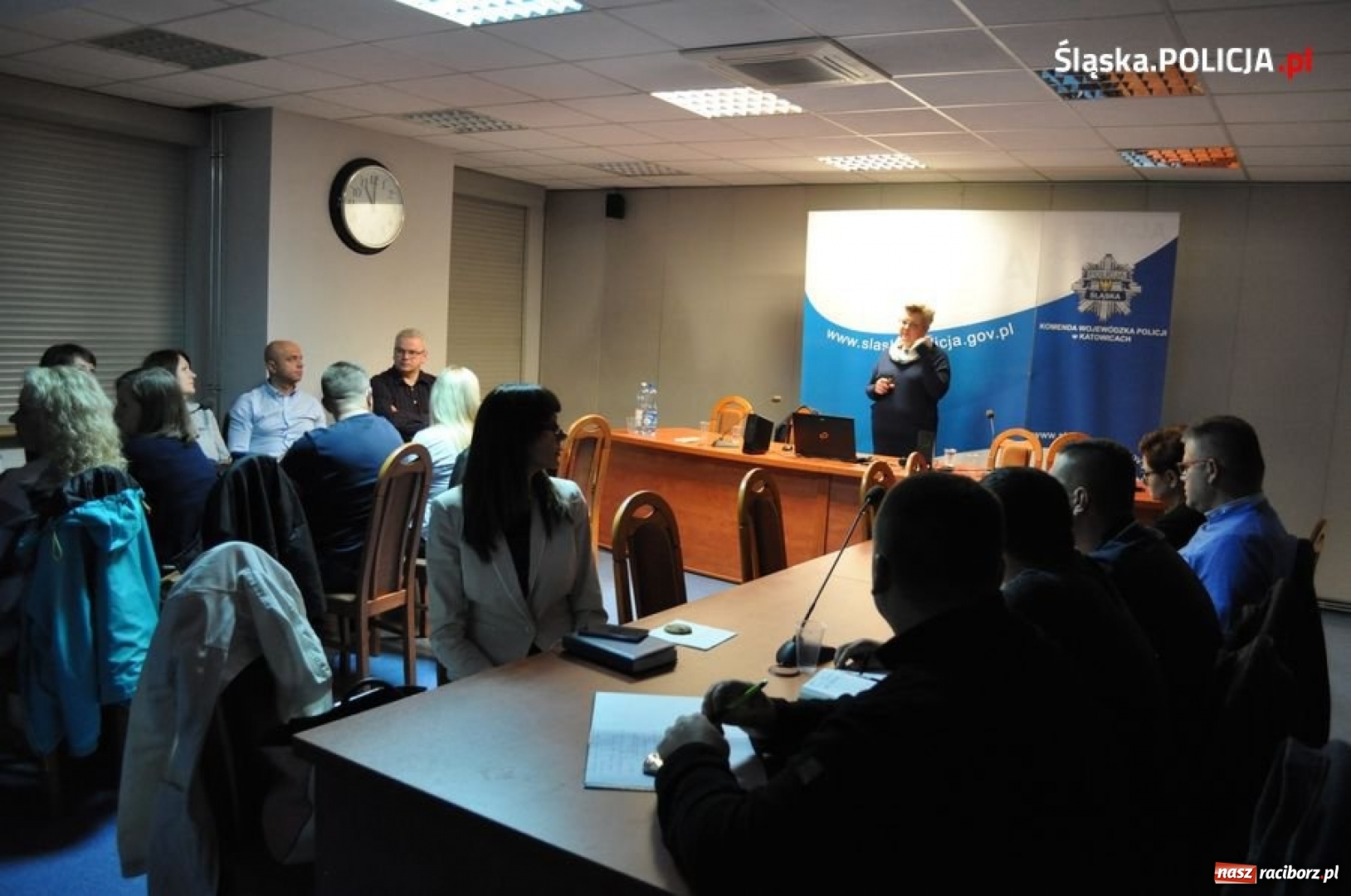 Zdjęcie w galerii na portalu naszraciborz.pl: Oficerowie prasowi policji szkolili się w Katowicach  wiadomości z regionu