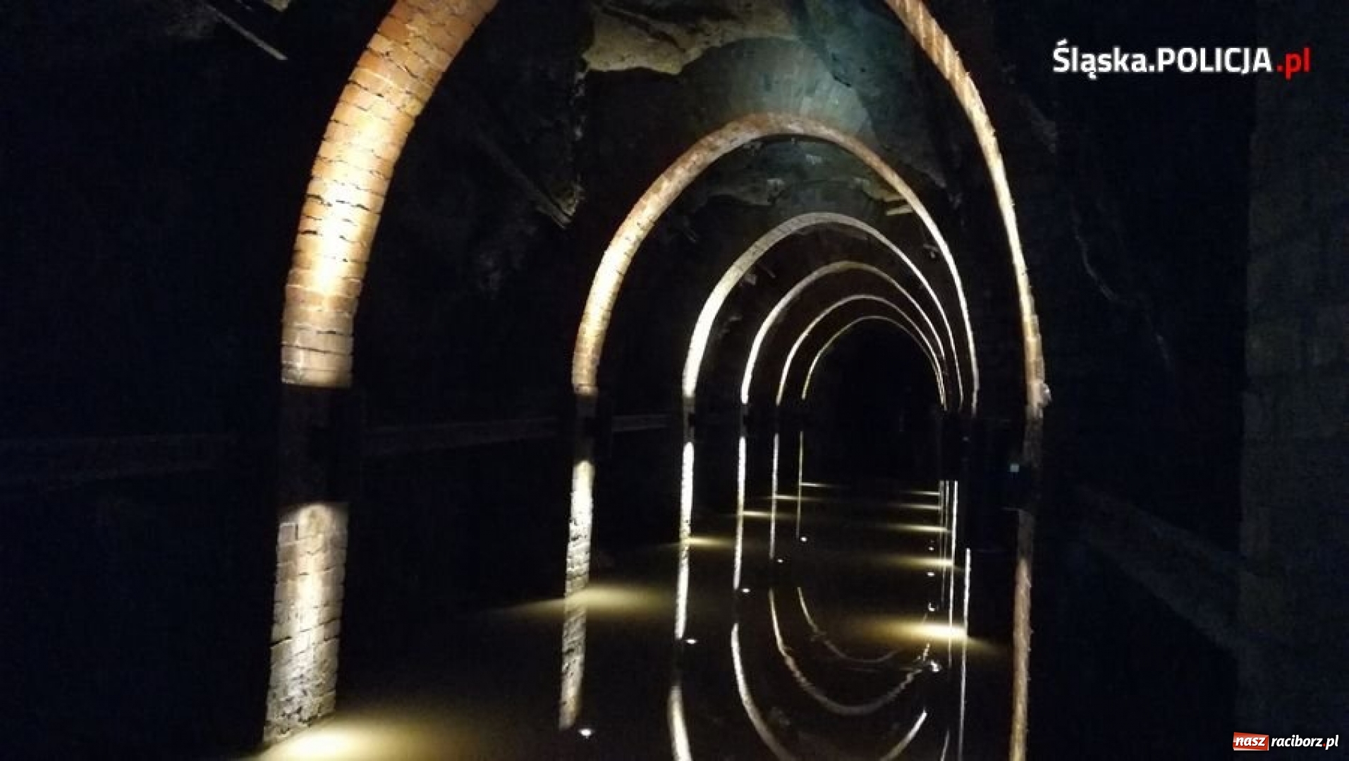 Zdjęcie w galerii na portalu naszraciborz.pl: Oficerowie prasowi policji szkolili się w Katowicach  wiadomości z regionu